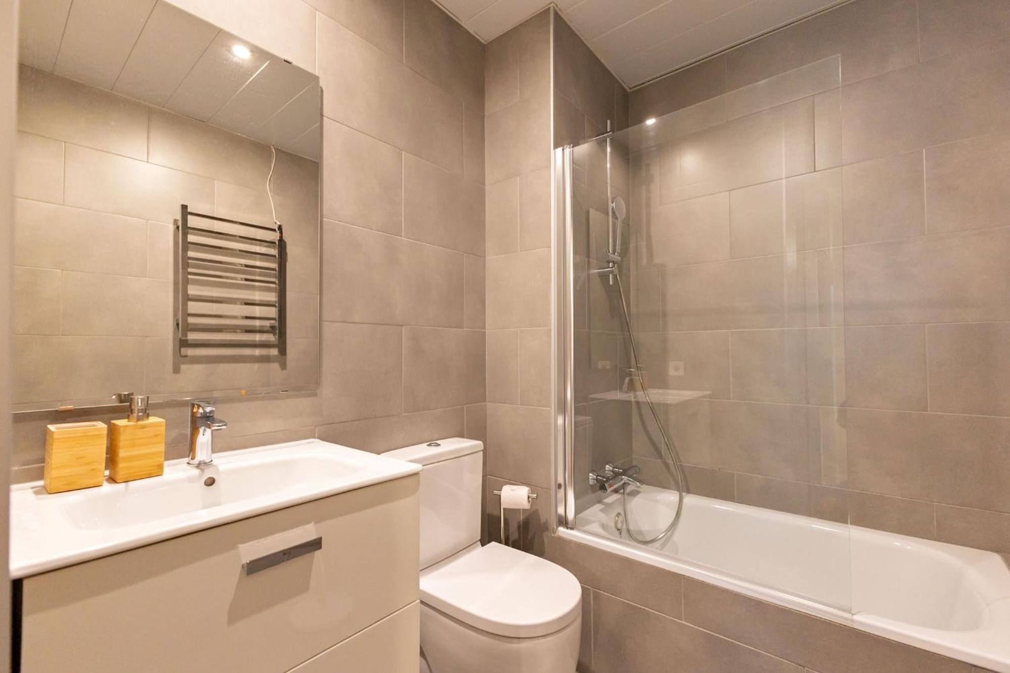 Cathedral Apartment Welcome Wheelchairs 6 Pax Sevilla Exterior foto